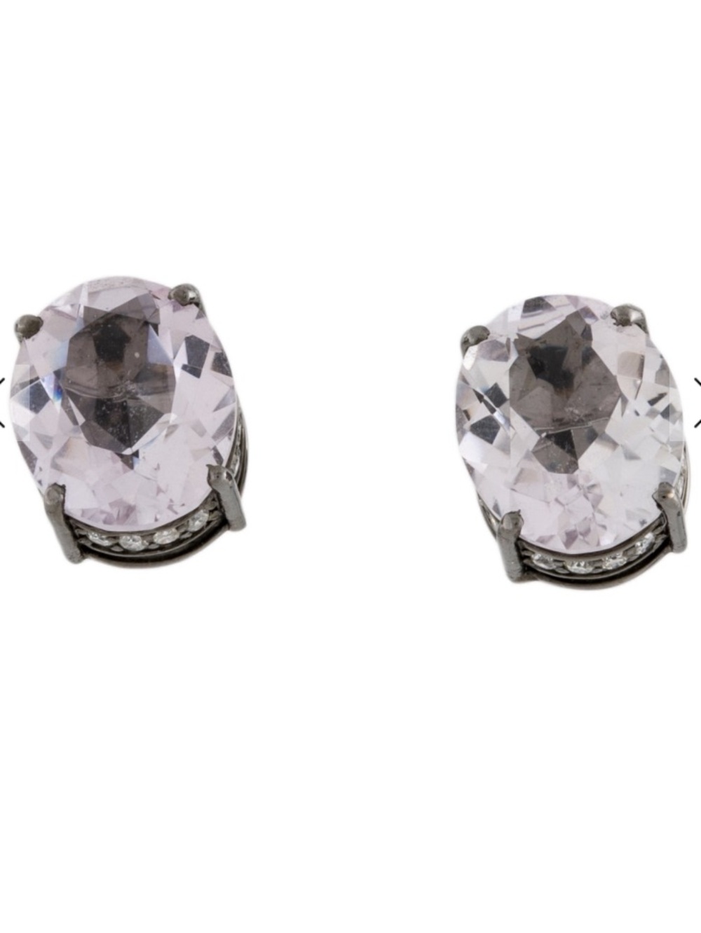 18K Quartz & Diamond
Stud Earrings